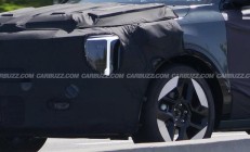 起亚极睿 Niro 中期改款路测图首曝：放弃“虎颜”设计