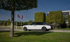 轮上典藏艺术品:劳斯莱斯推出限量 25 台的幻影百年珍藏版