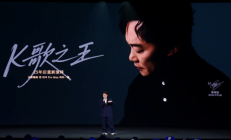 正是闯的年纪!卢伟冰和陈奕迅同台:还要再唱50年