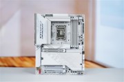 雪景房主机必看！技嘉电竞冰雕Z890 AORUS PRO ICE主板图赏
