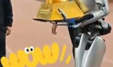 科技感拉满！“苏超”决赛颁奖典礼将由机器人送冠军奖杯