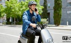 福建新规：骑电动自行车打电话、玩手机罚款 50 元，下月施行