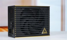 轻松驾驭RTX 5090!微星MEG Ai1600T PCIE5超神电源图赏