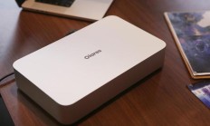 Olares One 公布：3.3L 本地 AI 终端，搭移动版英伟达 RTX 5090